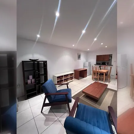 Bright 2 Bdr On Charlotte Quay Apartment Dublin